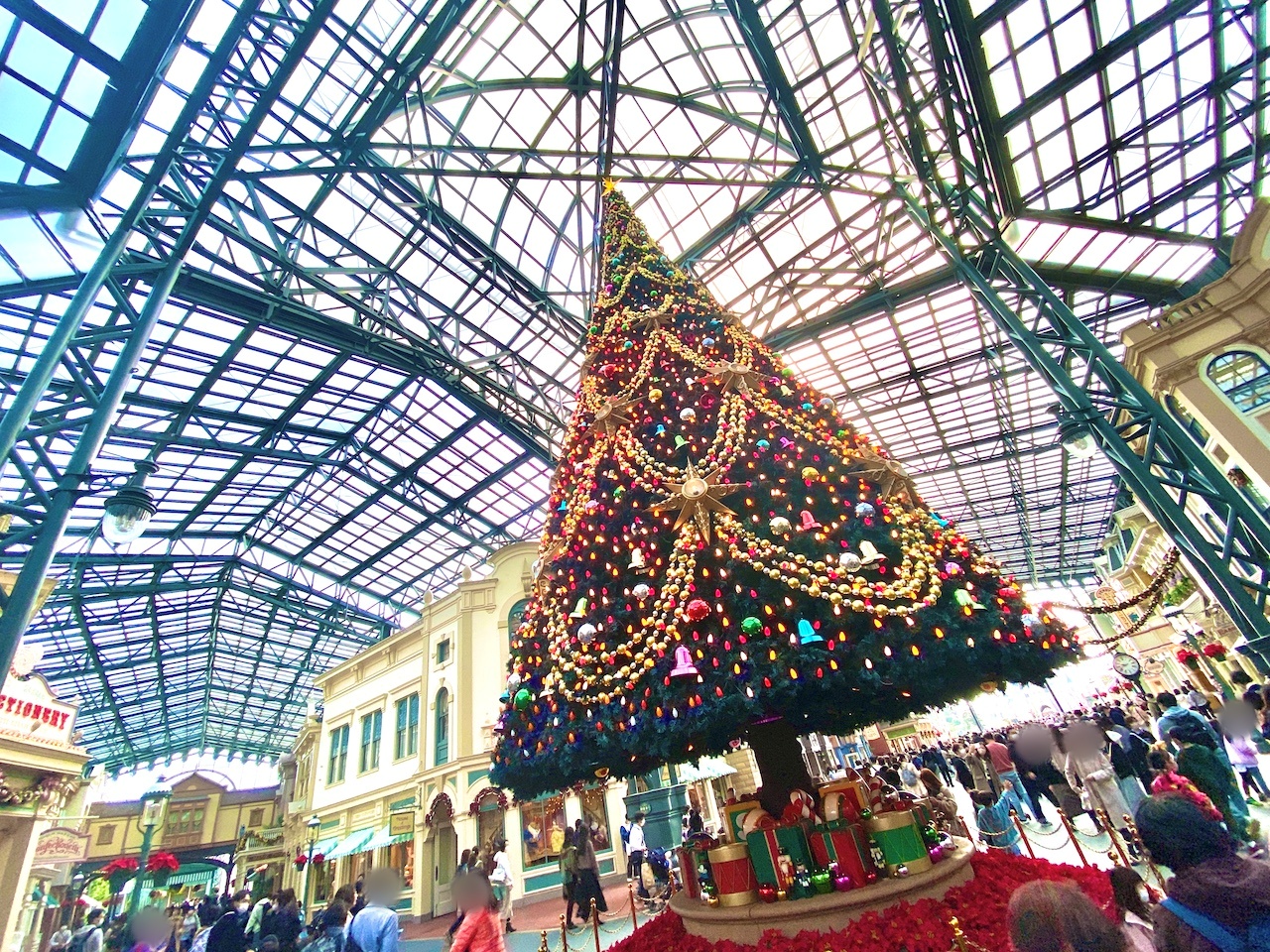 東京ディズニーランド　クリスマスデコレーション