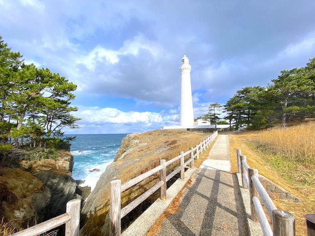 出雲日御碕灯台へ向かう道